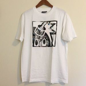 THE HUNDREDS Tee Size M